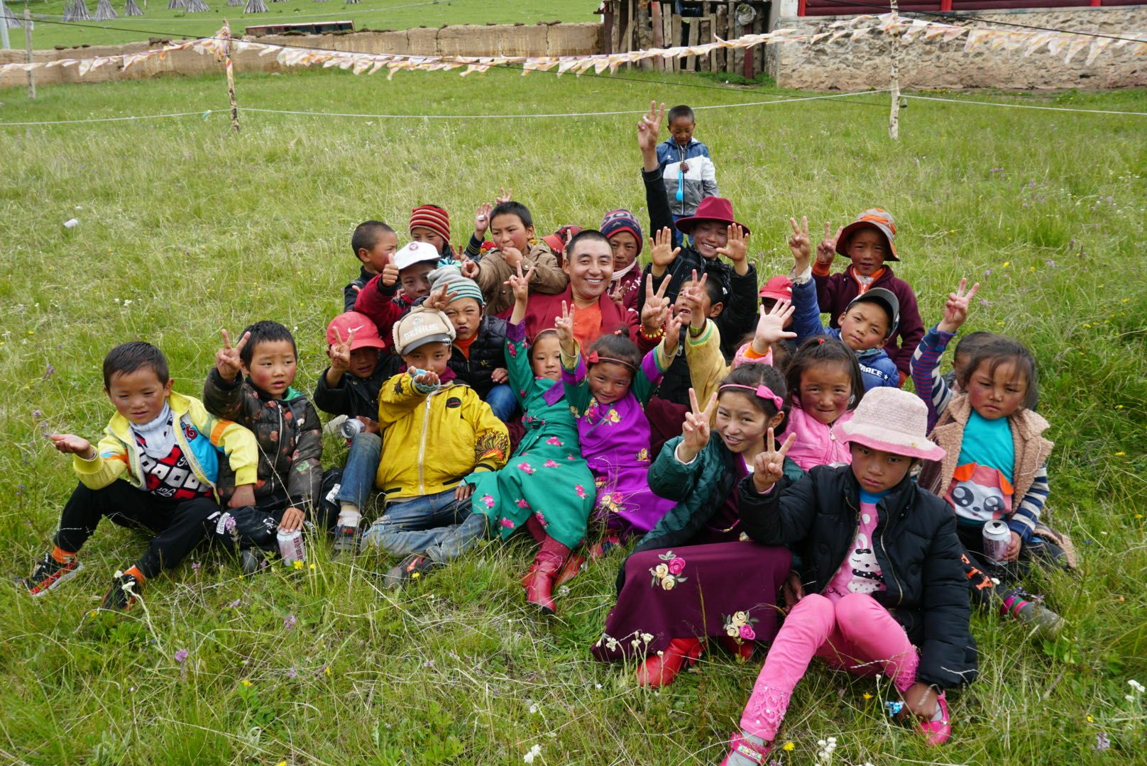 开云手机网页版登录入口-开云online(中国)公益回顾丨家国同欢月同圆 温暖满载甘孜州(图14) 开云手机网页版登录入口-开云online(中国)公益回顾丨家国同欢月同圆 温暖满载甘孜州(图14)